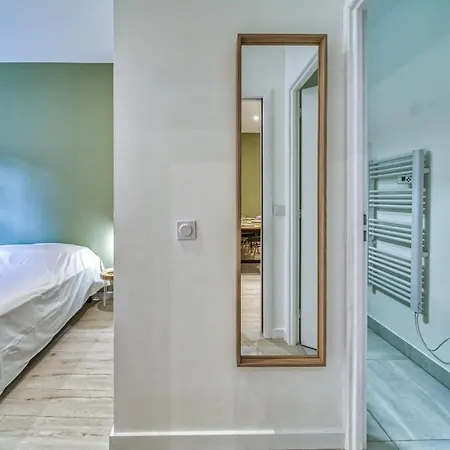 Le Centre 1, Logement Decore Avec Gout Et Moderne Dans L'hypercentre De Boulevard Agutte Sembat, Entierement Equipe Et Amenage Pour Accueillir Confortablement 4 Personnes Apartment Grenoble