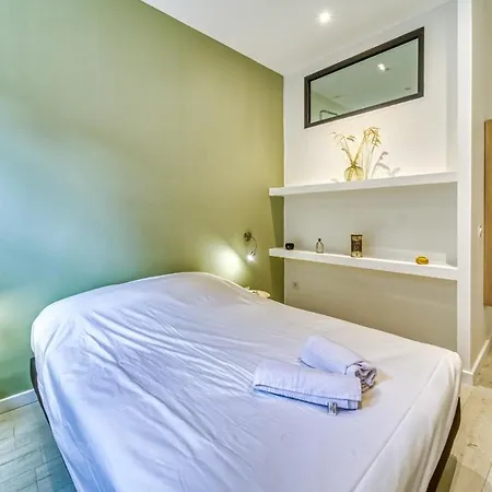 Le Centre 1, Logement Decore Avec Gout Et Moderne Dans L'hypercentre De Boulevard Agutte Sembat, Entierement Equipe Et Amenage Pour Accueillir Confortablement 4 Personnes Апартаменты *