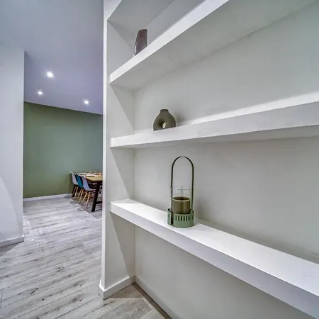 Le Centre 1, Logement Decore Avec Gout Et Moderne Dans L'hypercentre De Boulevard Agutte Sembat, Entierement Equipe Et Amenage Pour Accueillir Confortablement 4 Personnes * Grenoble